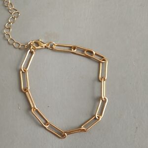 Chic Gold Link Bracelet